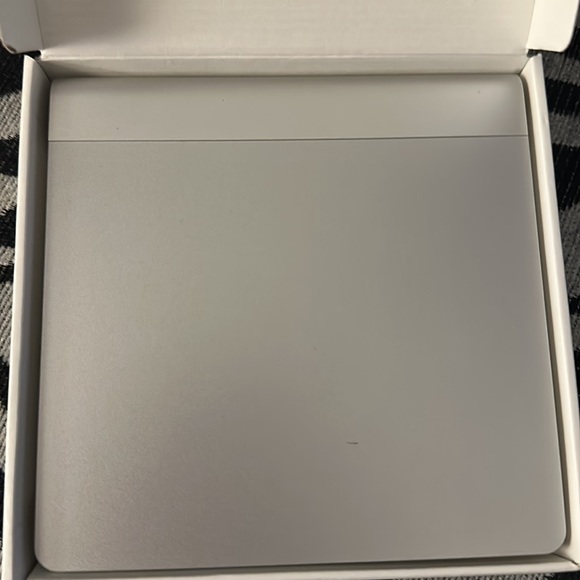 Magic Trackpad - Picture 2 of 11